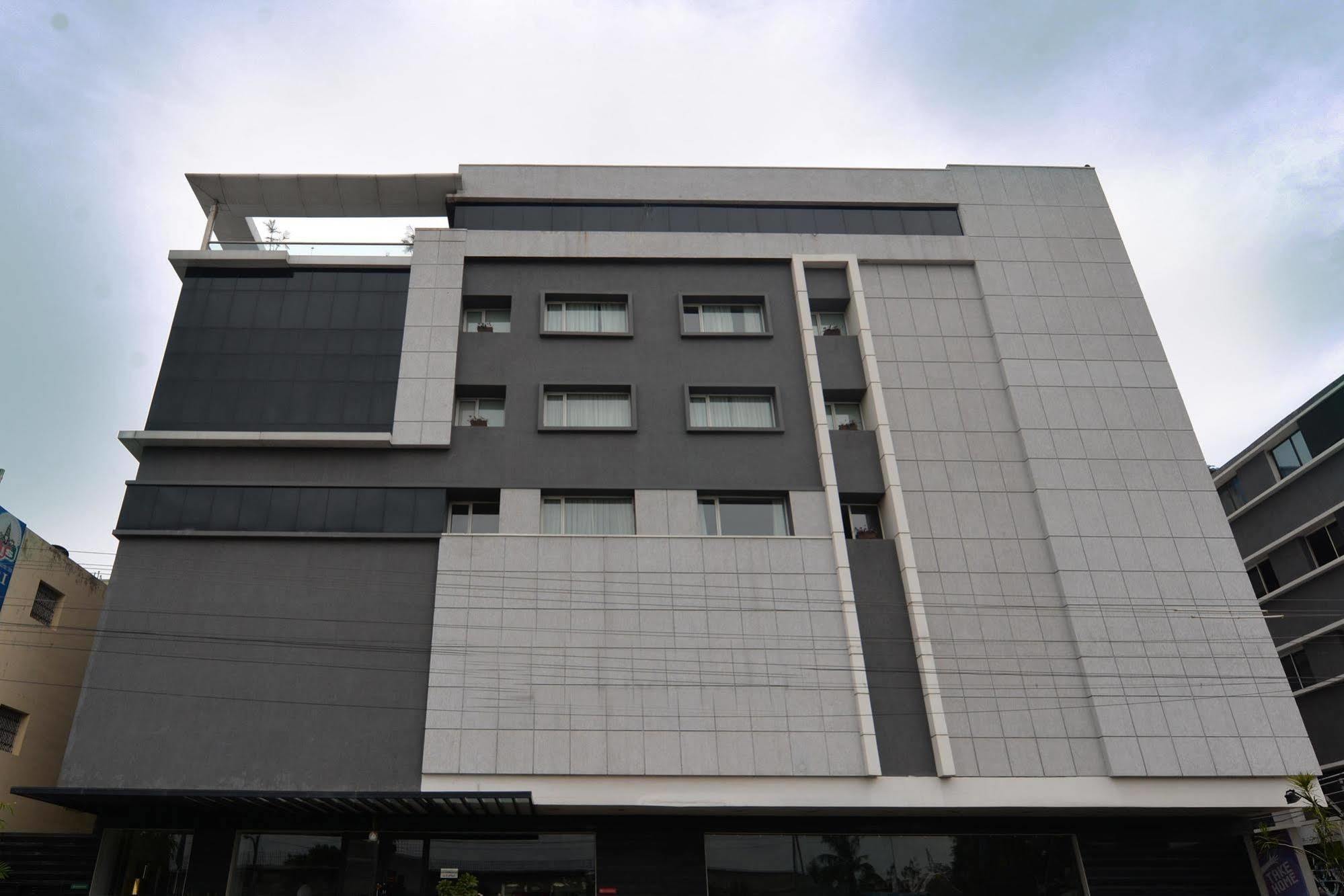 The Kay Hotel Vijayawāda 外观 照片