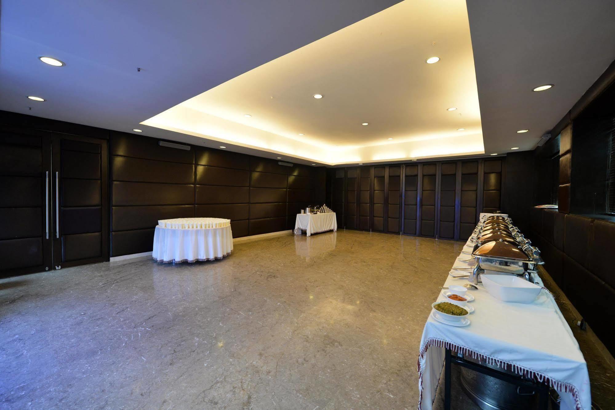 The Kay Hotel Vijayawāda 外观 照片